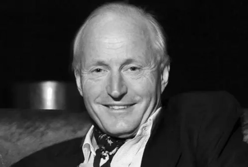 Får egen administrasjon