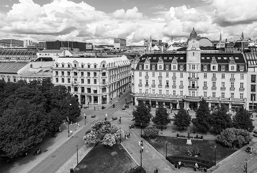 Kjøp av Karl Johans gate 33