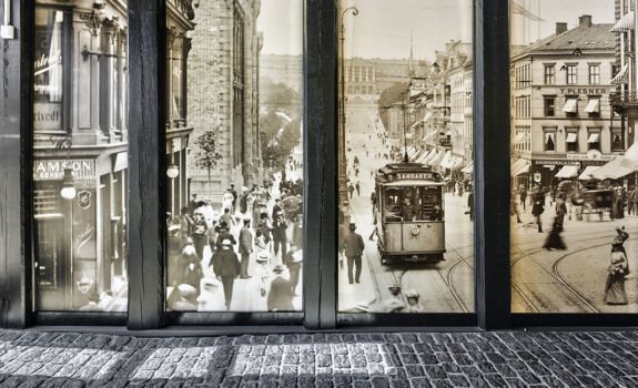 Jernbanetorget 4B inngangsparti