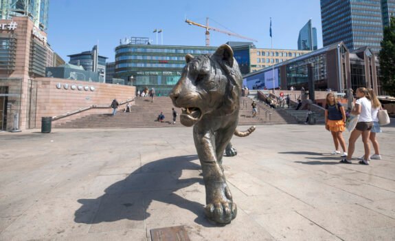 Skulptur Tigeren Jernbanetorget