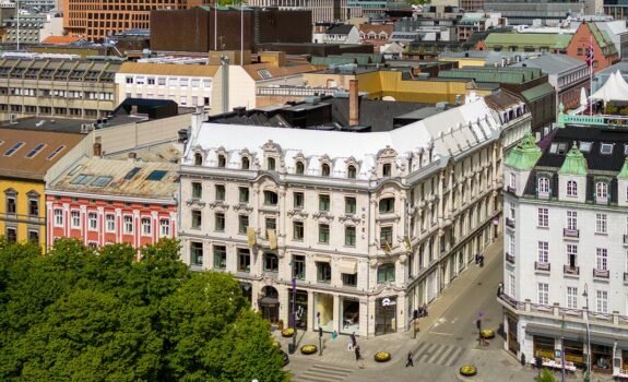 Karl Johans gate 33/Rosenkrantz' gate 11