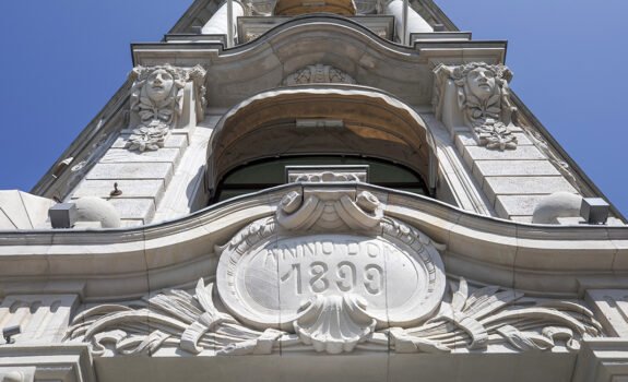 Vakker fasade Karl Johans gate 33