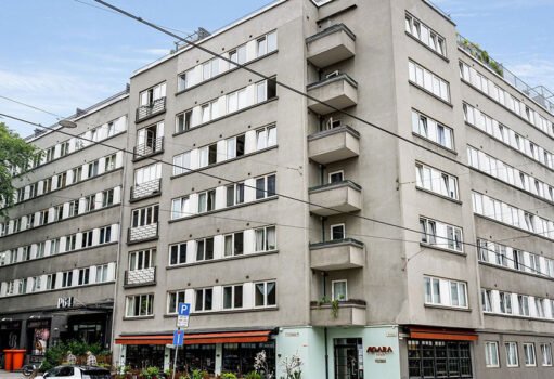 Parkveien 64 er et urbant, moderne og tilrettelagt boligkonsept. Funkisbygningen har en fantastisk beliggenhet mellom Solli plass og Aker Brygge.