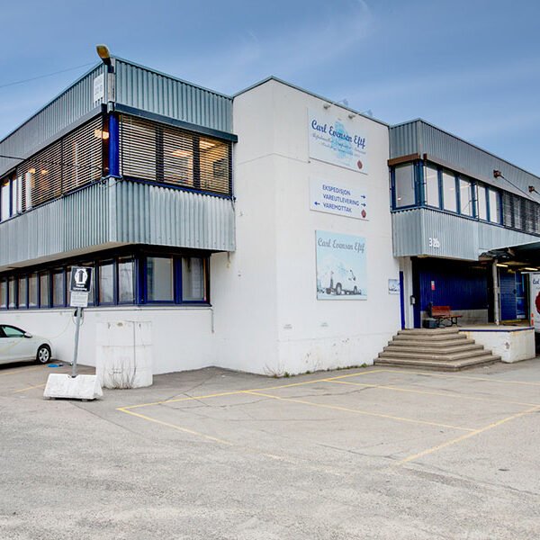 Professor Birkelands vei 32B har en sentral beliggenhet i lager- og kombinasjonskluster på Furuset i Groruddalen.