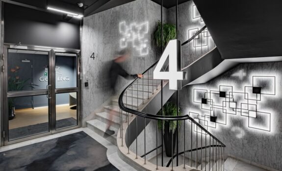 Inngangsparti Fridtjof Nansens plass 4