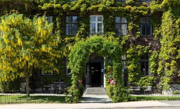 Hotel Gabelshus frodig fasade