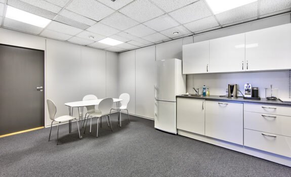 Kjøkken med spiseplass Strømsveien 223