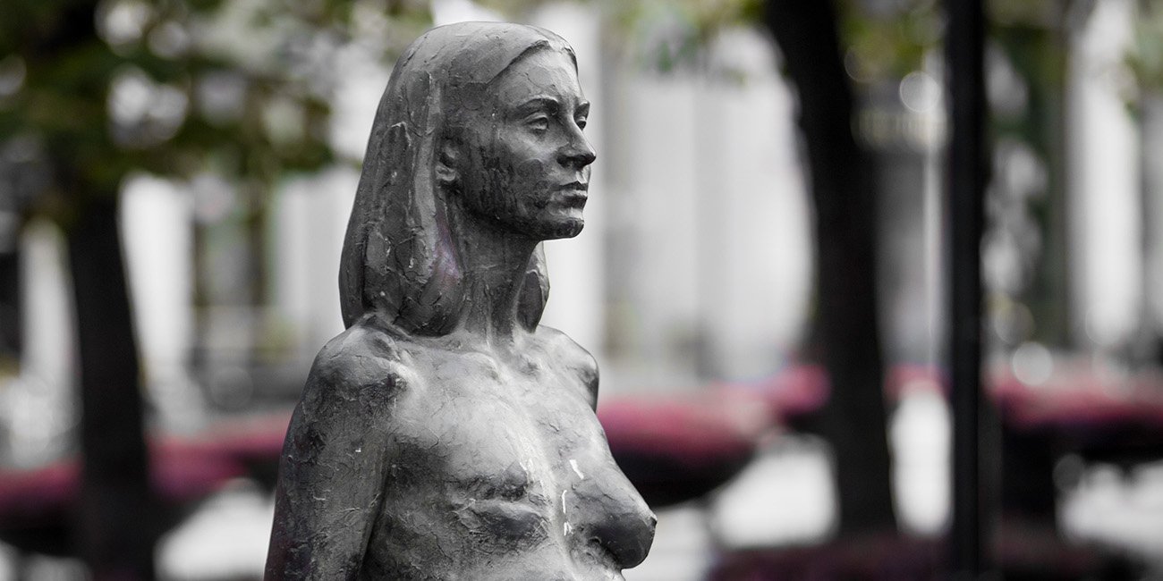 Statue Cecilie brystkreft