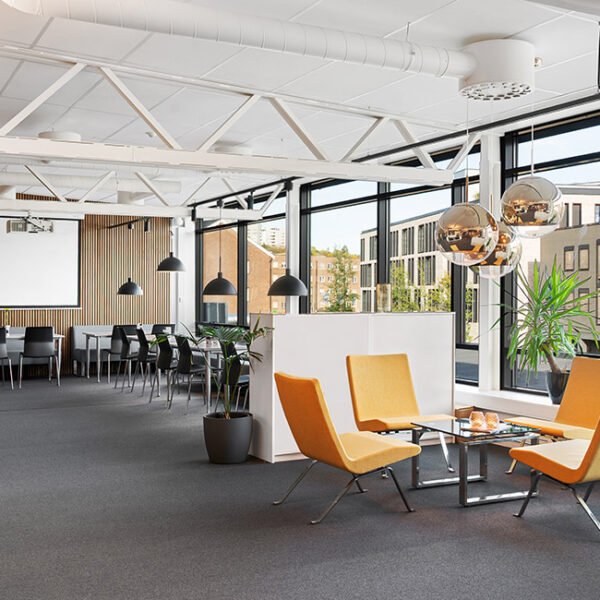 1.472–3.366 kvm | Lyse og svært arealeffektive kontorer på Skøyen med parkeringsmuligheter